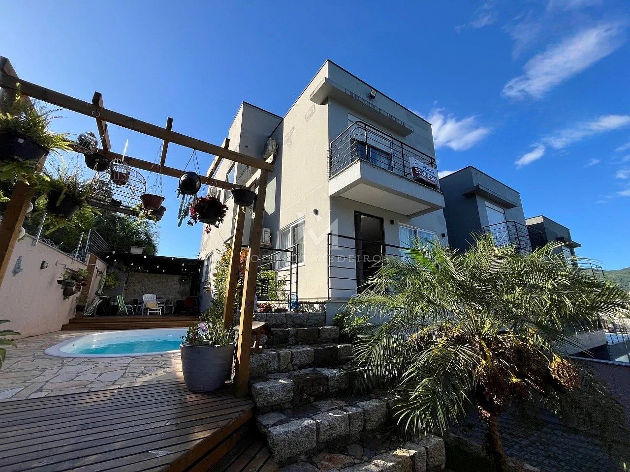 Casa com 3 suítes à venda no Córrego Grande, Florianópolis