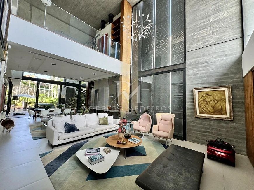 Casa em condomínio frente mar com 5 suítes em Cacupé, Florianópolis/SC