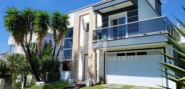 Casa com 3 suítes à venda na Pedra Branca, Palhoça