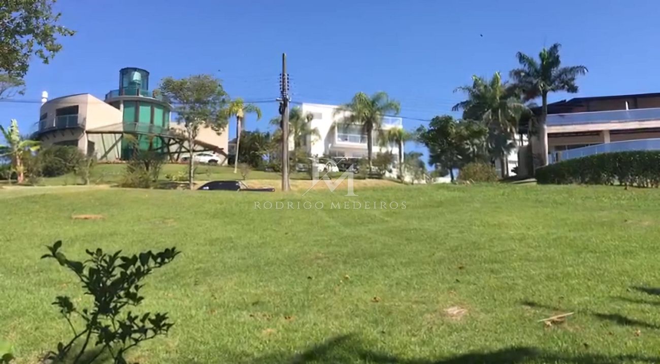 Terreno à venda em condomínio fechado em Itapema, SC