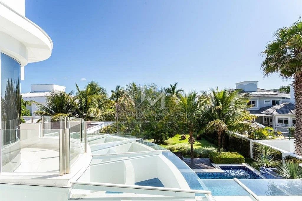 Casa com 5 suítes à venda em Jurerê Internacional Florianópolis
