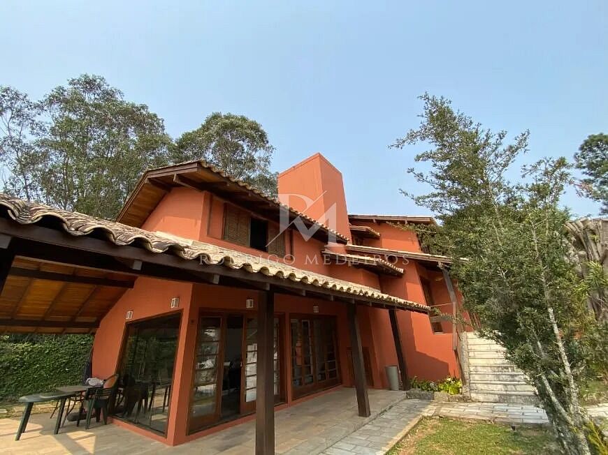 Casa 4 Dormitórios, Mobiliada no bairro João Paulo em Florianópolis/SC