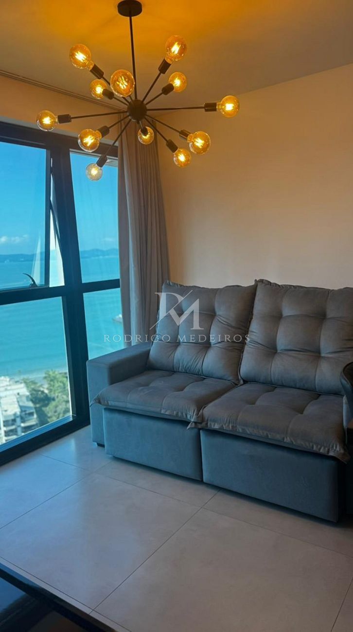 Flat com vista mar no Centro de Itapema