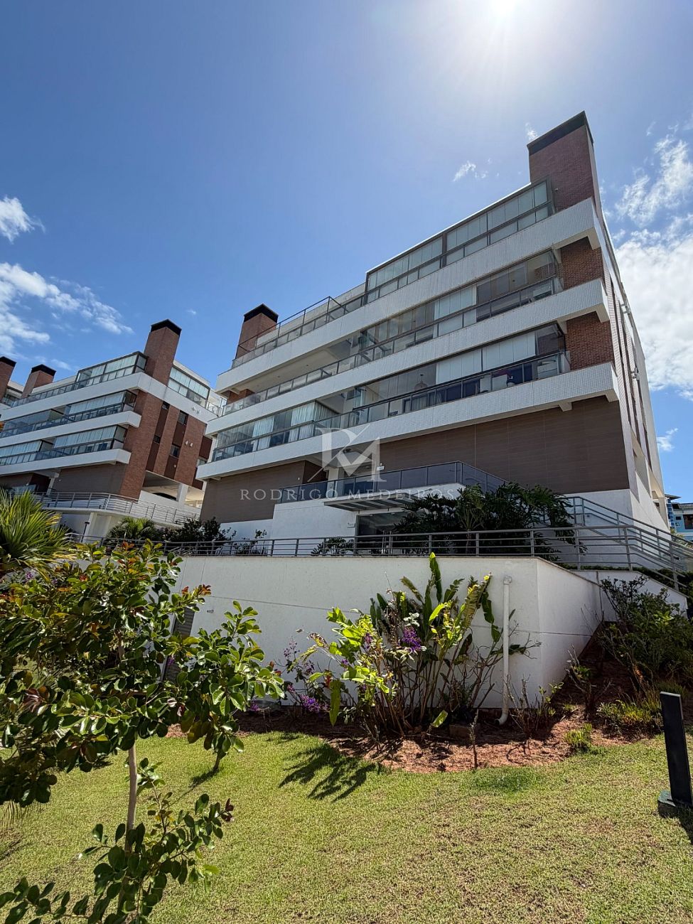 Apartamento com 4 dormitórios em Bombinhas