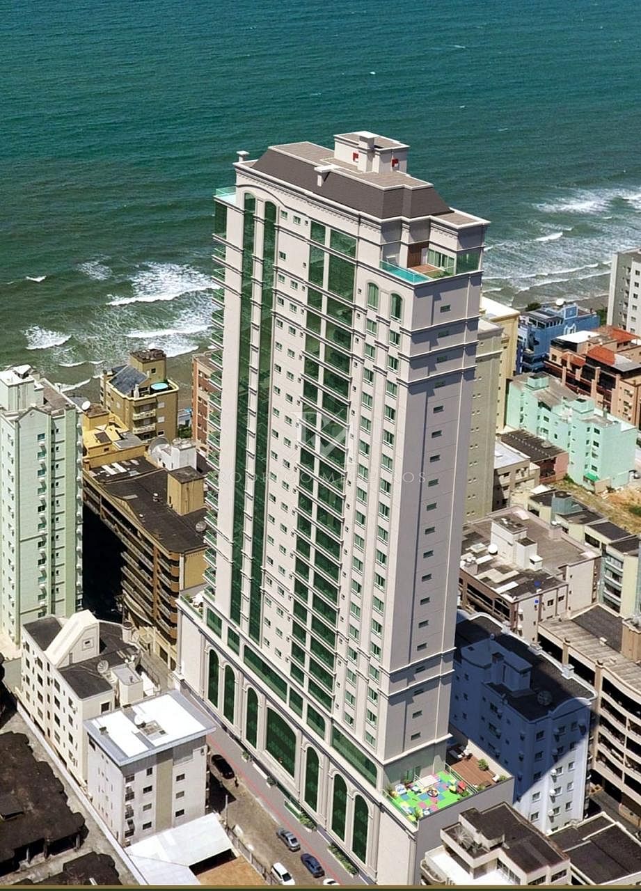 Apartamento 4 suítes à venda na Meia Praia