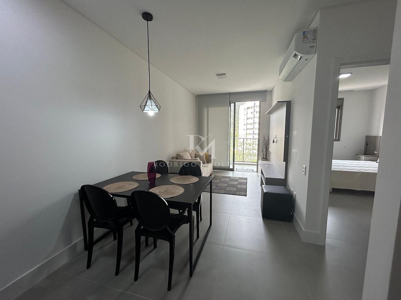 Apartamento 1 dormitórios à venda no Córrego Grande, Florianópolis