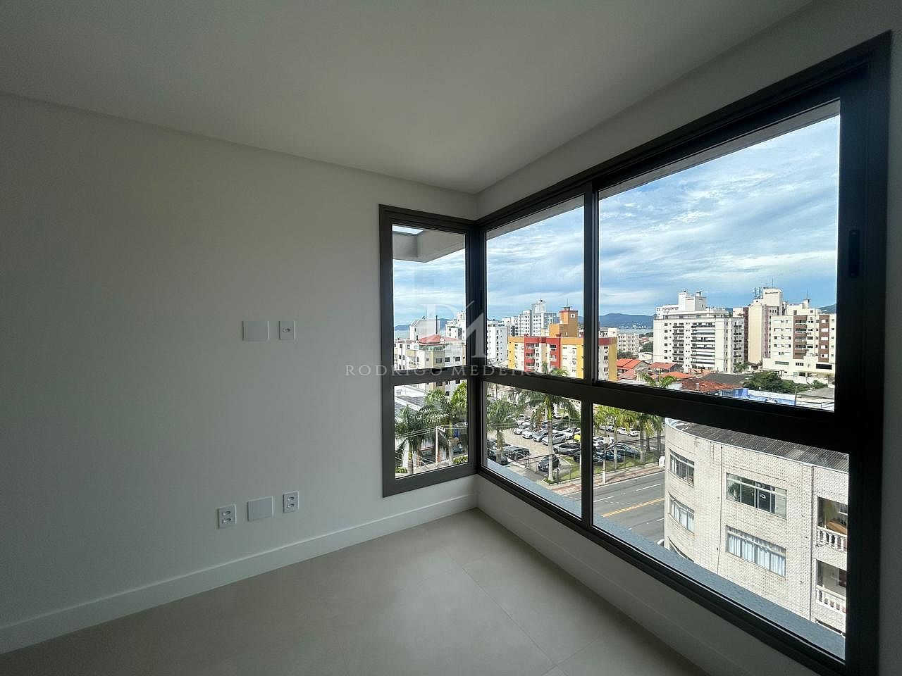 Apartamento 2 Suítes no D/NEX – Estreito, Florianópolis