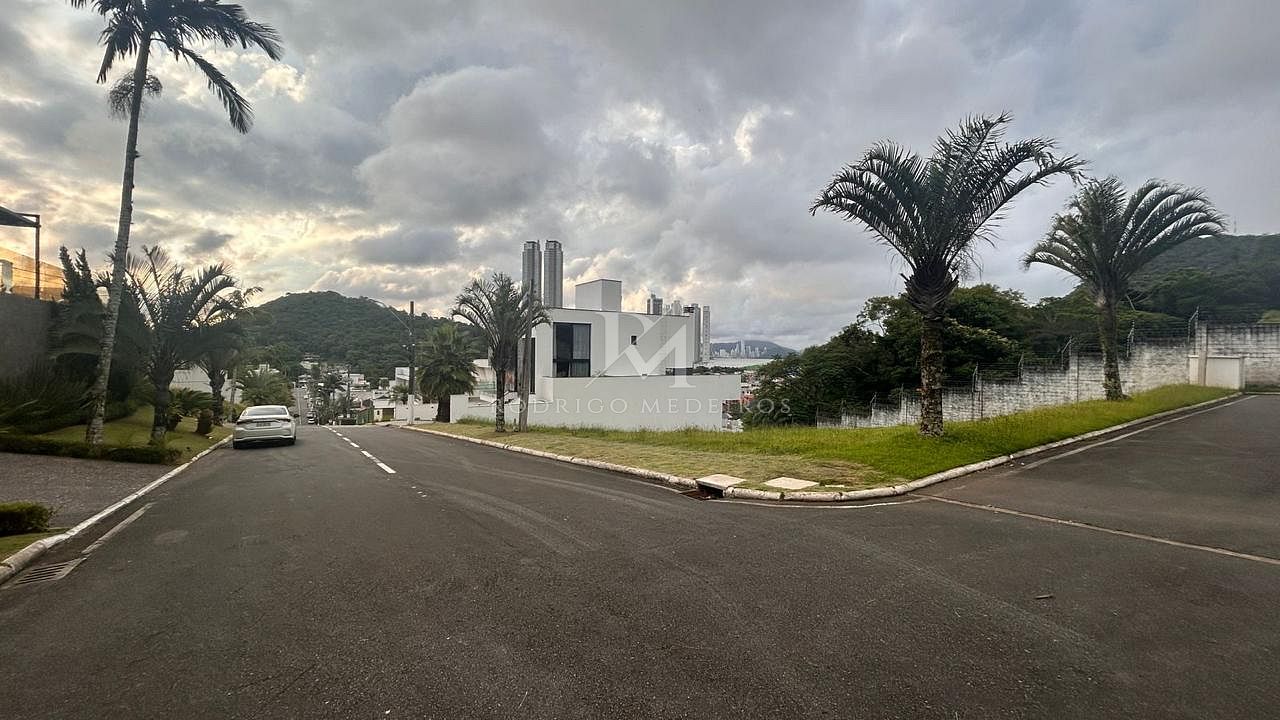Terreno em Condomínio