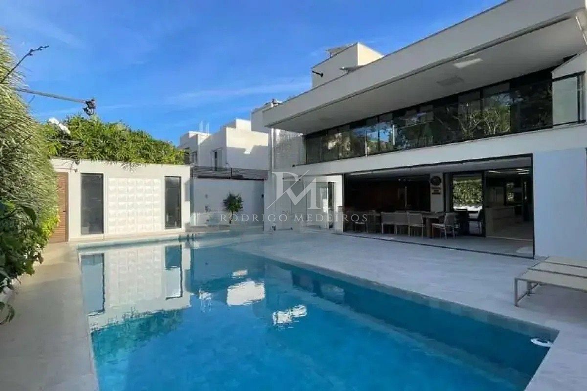 Casa em condomínio com 5 suítes à venda em Jurerê, Florianópolis