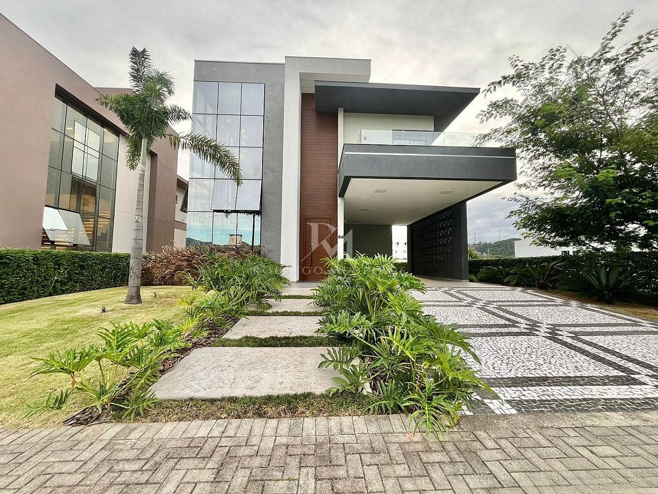 Casa em Condomínio com 5 suítes à venda no Reserva Camboriú Yacht & Golf