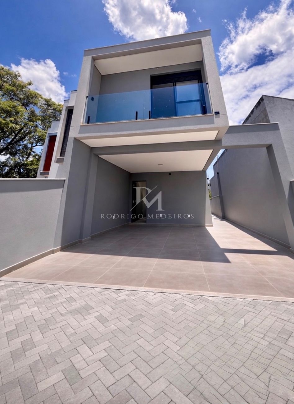 Casa nova com 3 suítes e piscina à venda no Itacorubi – Florianópolis