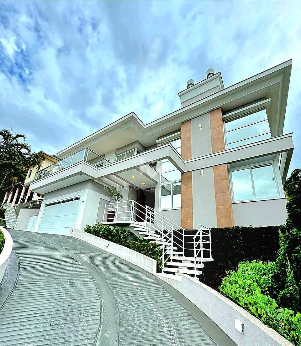 Casa de 4 suítes à venda com vista para o mar no Bosque das Mansões, São José/SC
