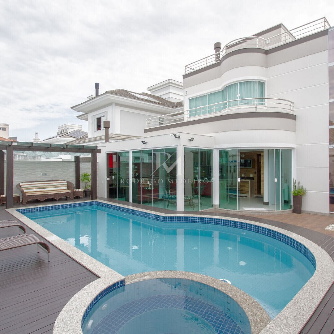 Casa 3 Suítes - Pedra Branca, Palhoça/SC