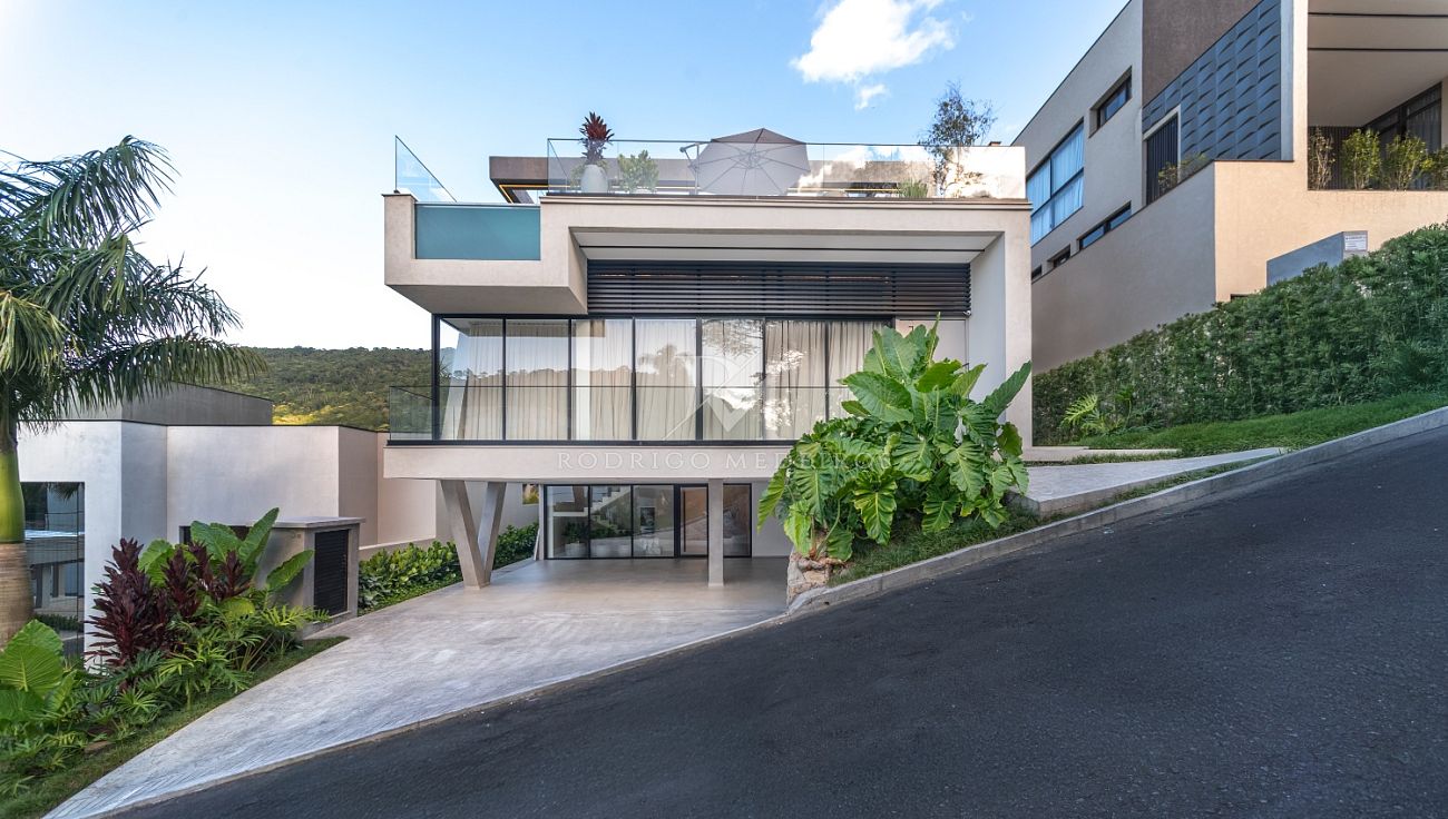 Casa em Condomínio Bella Vista à venda com 4 suítes, Balneário Camboriú/SC