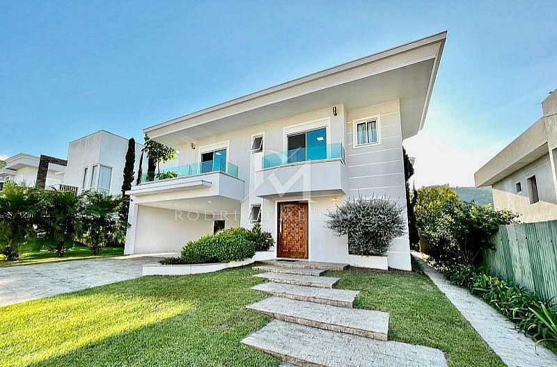 Casa 4 Suites, Piscina e Espaço Gourmet - Ariribá-BC