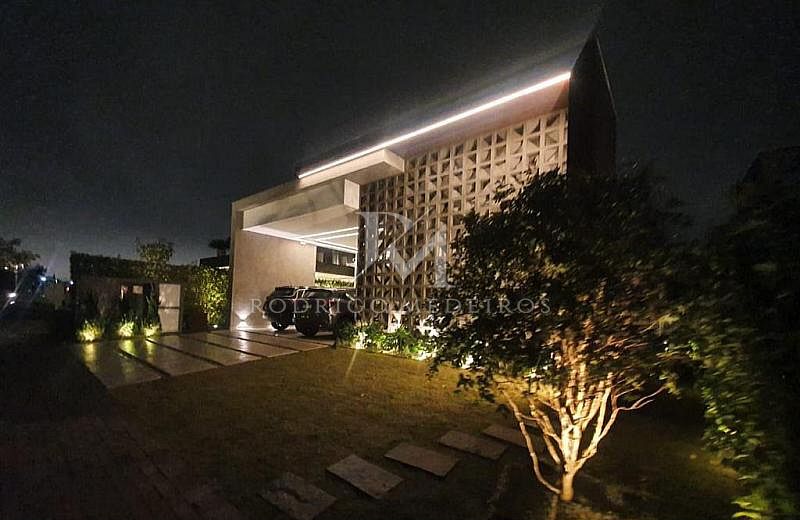 Casa 450 m², 4 Suítes, Mobiliada - Camboriú/SC