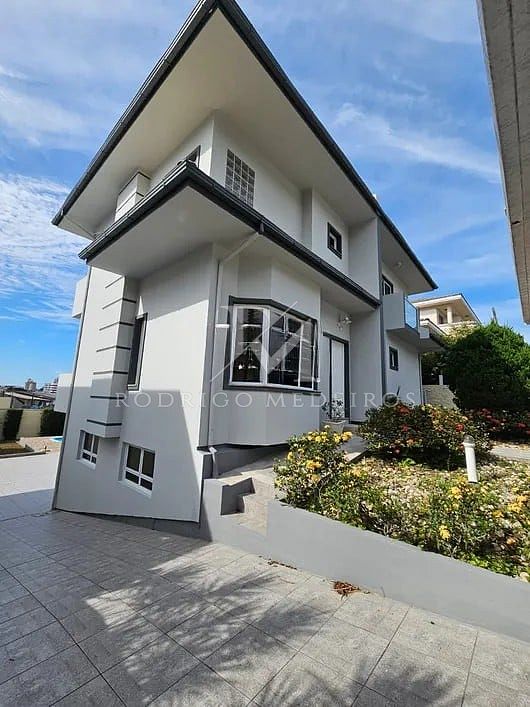 Casa 5 Dormitórios (2 Suítes), Piscina - Bosque das Mansões, São José-SC