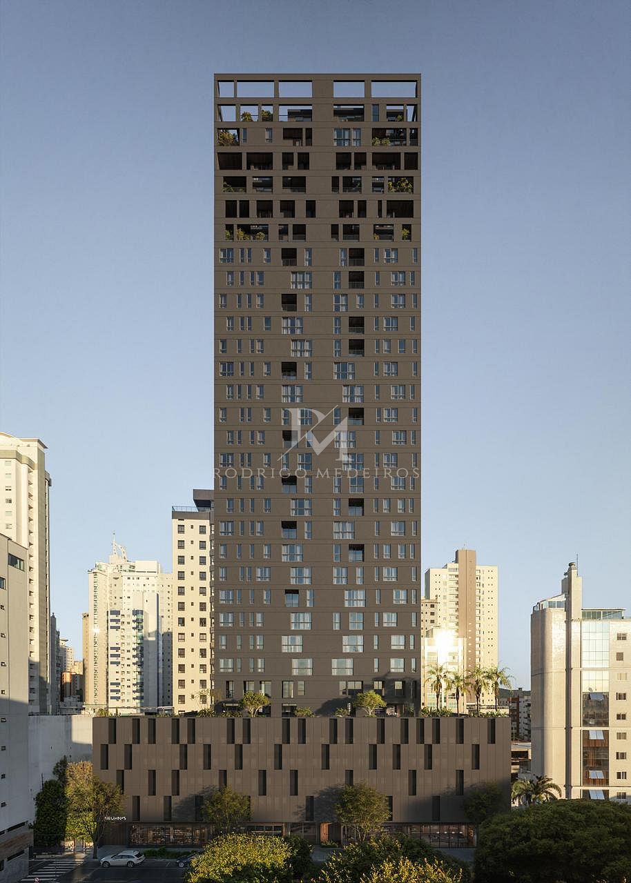 Apartamento 4 Suítes - Balneário Camboriú/SC