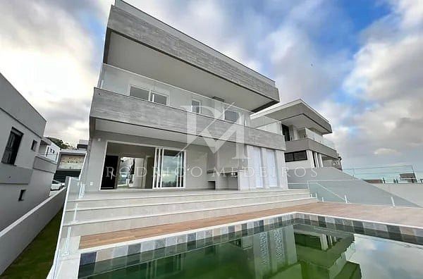 Casa 3 Suítes - Pedra Branca, Palhoça/SC