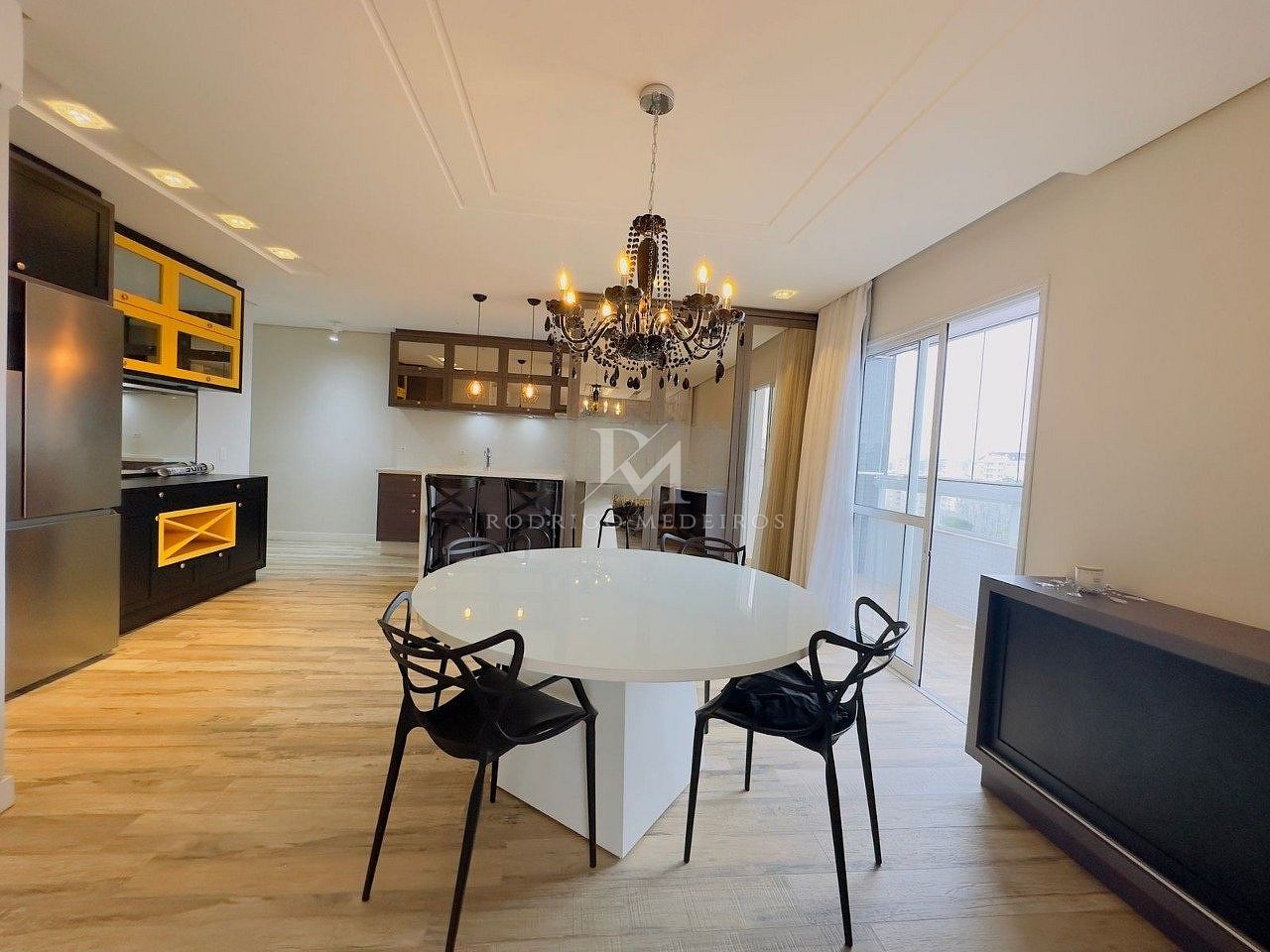 Cobertura 2 Dormitórios (1 Suíte) - Abraão, Florianópolis/SC