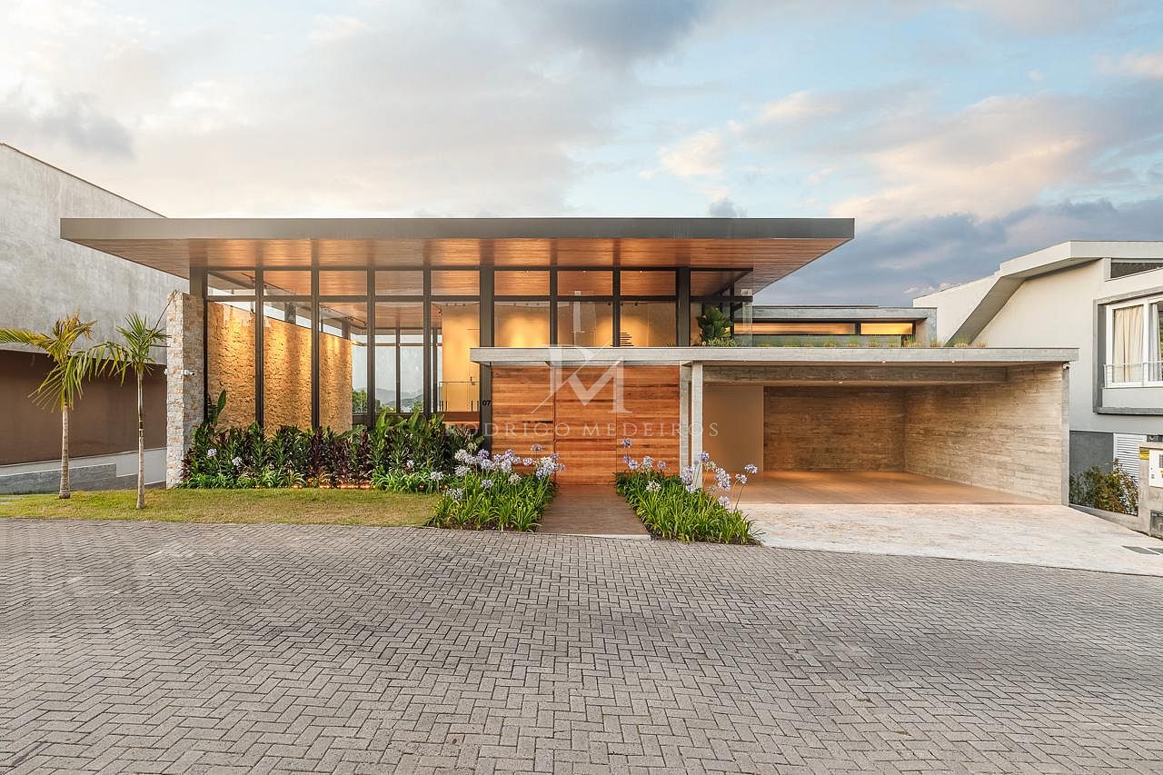 Casa 4 Suítes - Cacupé, Florianópolis/SC