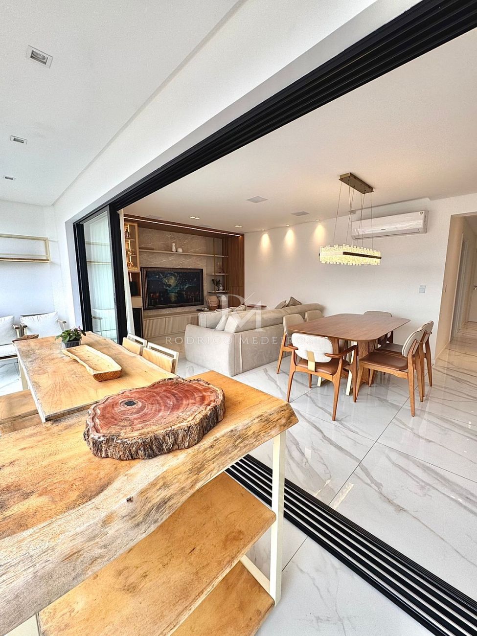 Apartamento 3 Dormitórios (1 Suíte) - Centro, Camboriú /SC