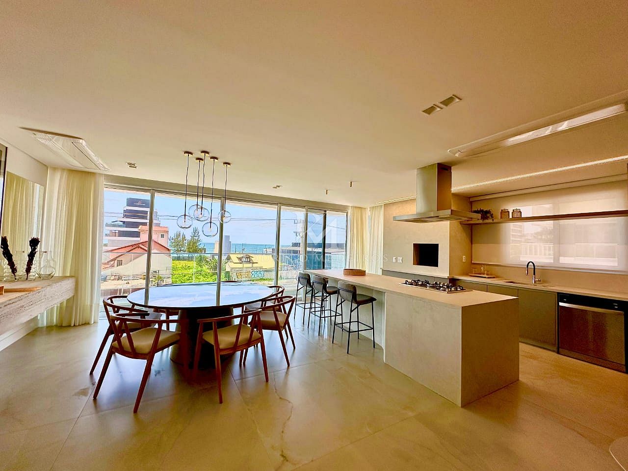 Apartamento 4 Suítes Decorado e Mobiliado - Praia Brava, Itajaí/SC