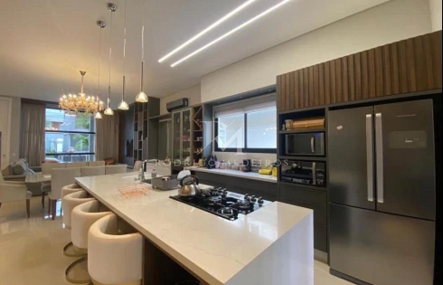 Casa em Condomínio com 3 quartos à venda, 190m², 3 banheiros, 2 garagens - Pedra Branca - Palhoça — foto 4