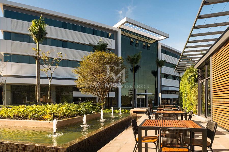 Sala comercial no SC 401 Square Corporate, Florian�polis, com infraestrutura empresarial de alto padr�o