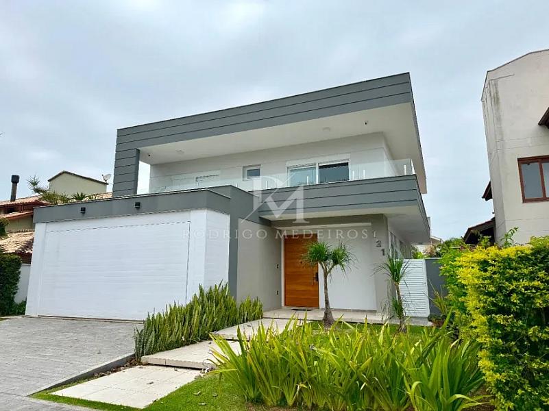 Casa � venda em Jurer� Internacional, Florian�polis