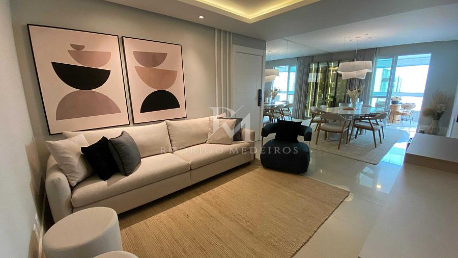 Apartamento � venda no Dimora Del Sole, Quadra Mar em Itapema