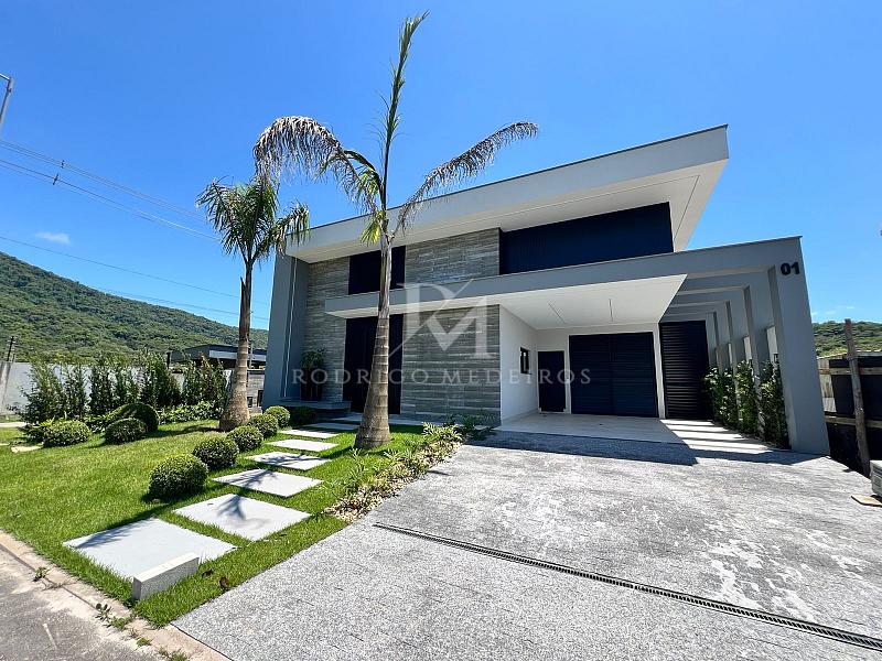 Casa em Condomínio com 3 quartos à venda, 174m², 2 banheiros, 2 garagens - Pedra Branca - Palhoça — foto 3