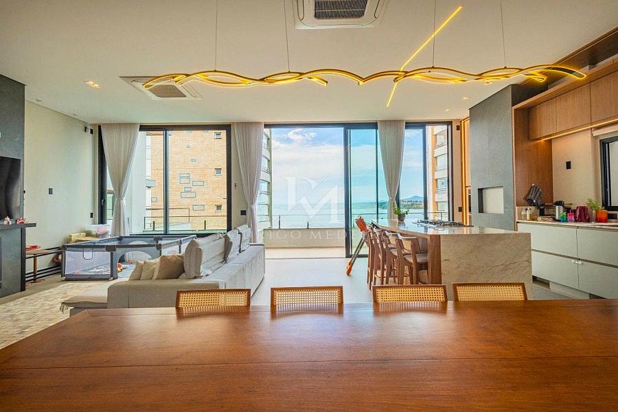Casa mobiliada com 3 su�tes e vista para o mar em Florian�polis/SC 1