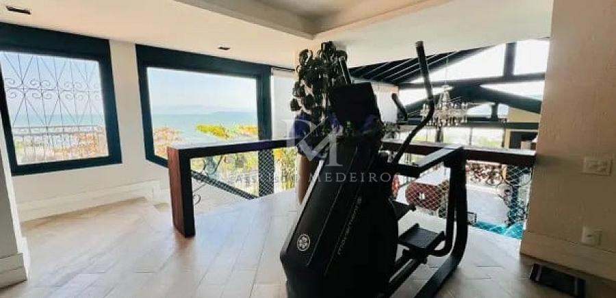 Casa com 9 dormitórios e vista para o mar em Cacupé, Florianópolis — foto 19