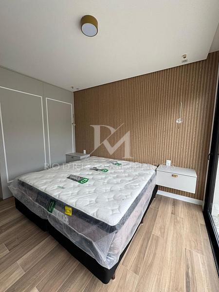 Casa mobiliada com 3 suítes no Cacupé, Florianópolis. Condomínio moderno, piscina privativa e a poucos metros do mar. — foto 11