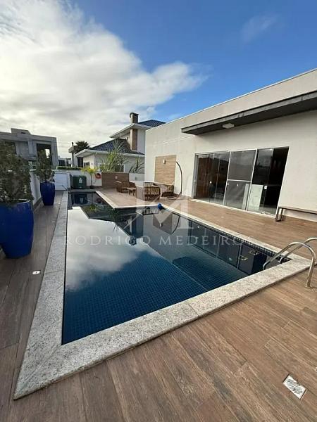 Casa em Condomínio mobiliada com 3 quartos em Santa Regina, Camboriú — foto 26