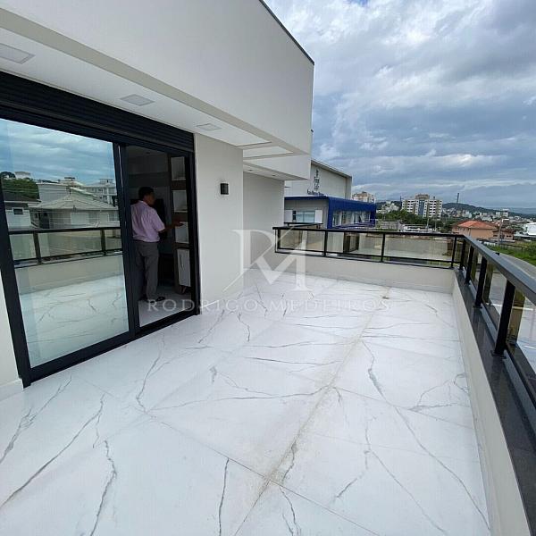 Casa em Condomínio com 3 quartos à venda, 346m², 4 banheiros, 2 garagens - Pedra Branca - Palhoça — foto 3