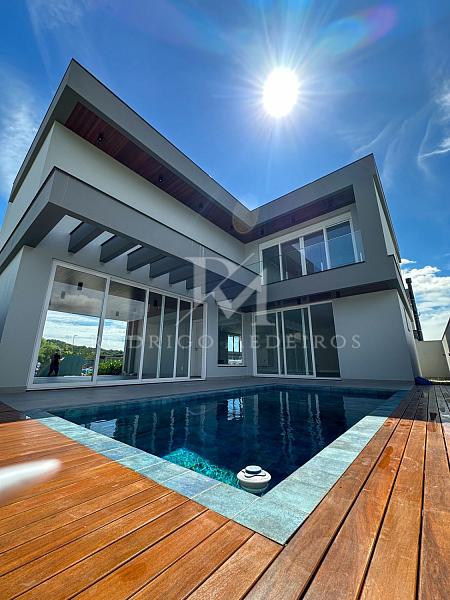 Casa em Condomínio com 3 quartos à venda, 263m², 4 banheiros, 2 garagens - Pedra Branca - Palhoça — foto 4