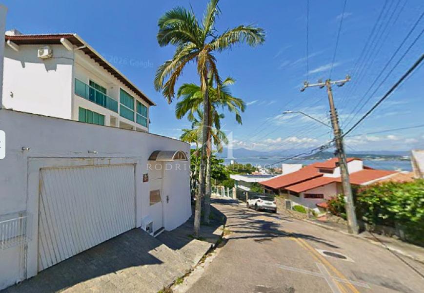 Casa com 3 quartos � venda em Itagua�u, Florian�polis 1