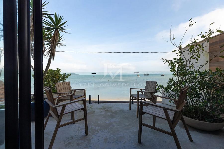 CASA DE PRAIA P� NA AREIA EM BOMBINHAS 1