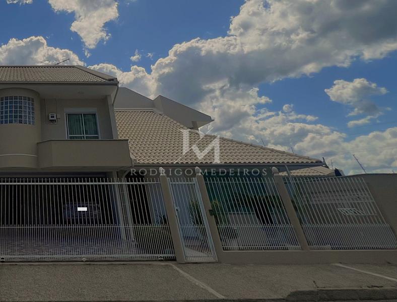 CASA DE ALTO PADR�O � VENDA NO PAGANI � PALHO�A/SC 1