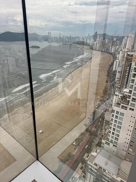 APARTAMENTO DE ALT�SSIMO PADR�O NO BOREAL TOWER | BALNE�RIO CAMBORI� 1