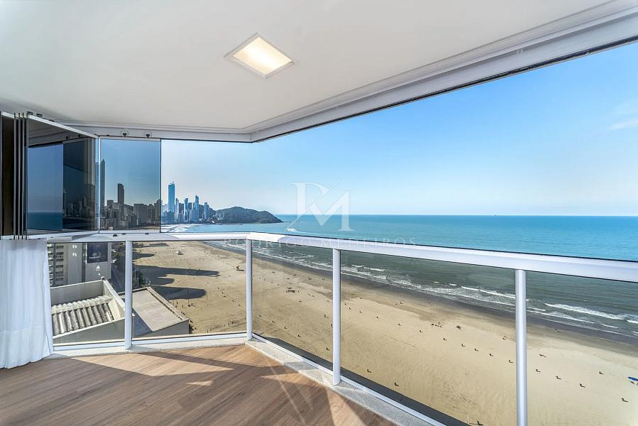 APARTAMENTO DE ALT�SSIMO PADR�O NA AVENIDA ATL�NTICA 1