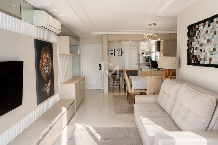 Apartamento com 3 quartos e vista para o mar na Agron�mica, Florian�polis 1
