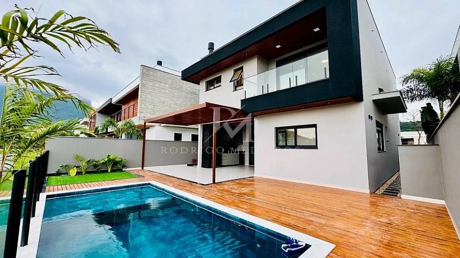 Casa em Condom�nio com 3 su�tes � venda na Pedra Branca, Palho�a 1