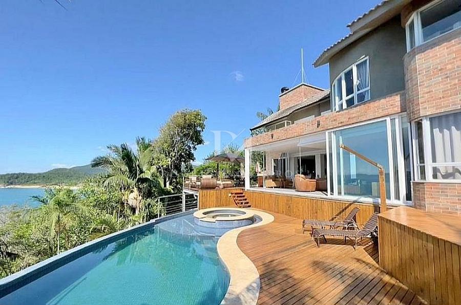 Casa em Condomínio com 4 quartos à venda, 400m², 5 banheiros, 2 garagens - Praia do Estaleiro - Balneário Camboriú — foto 4
