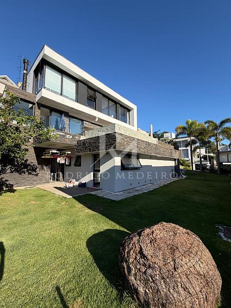 Casa em Condomínio com 3 quartos à venda, 510m², 5 banheiros, 4 garagens - Cacupé - Florianópolis — foto 2