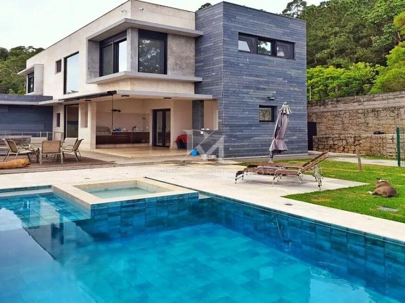 Casa em Condomínio com 3 quartos à venda, 323m², 4 banheiros, 4 garagens - Cacupé - Florianópolis — foto 4