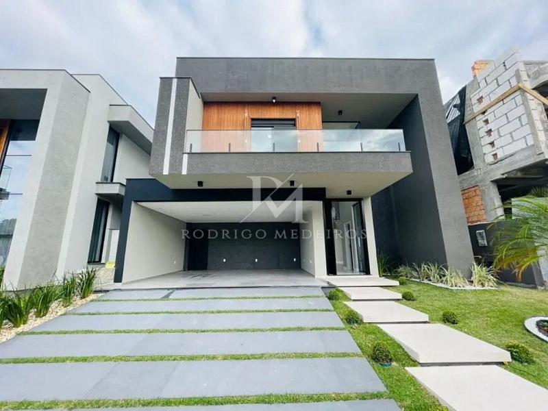 Casa com piscina e vista para o lago na Pedra Branca, Palho�a