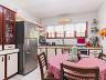 CASA EXCLUSIVA COM 1.980 M� DE TERRENO NO CENTRO DE PALHO�A 13